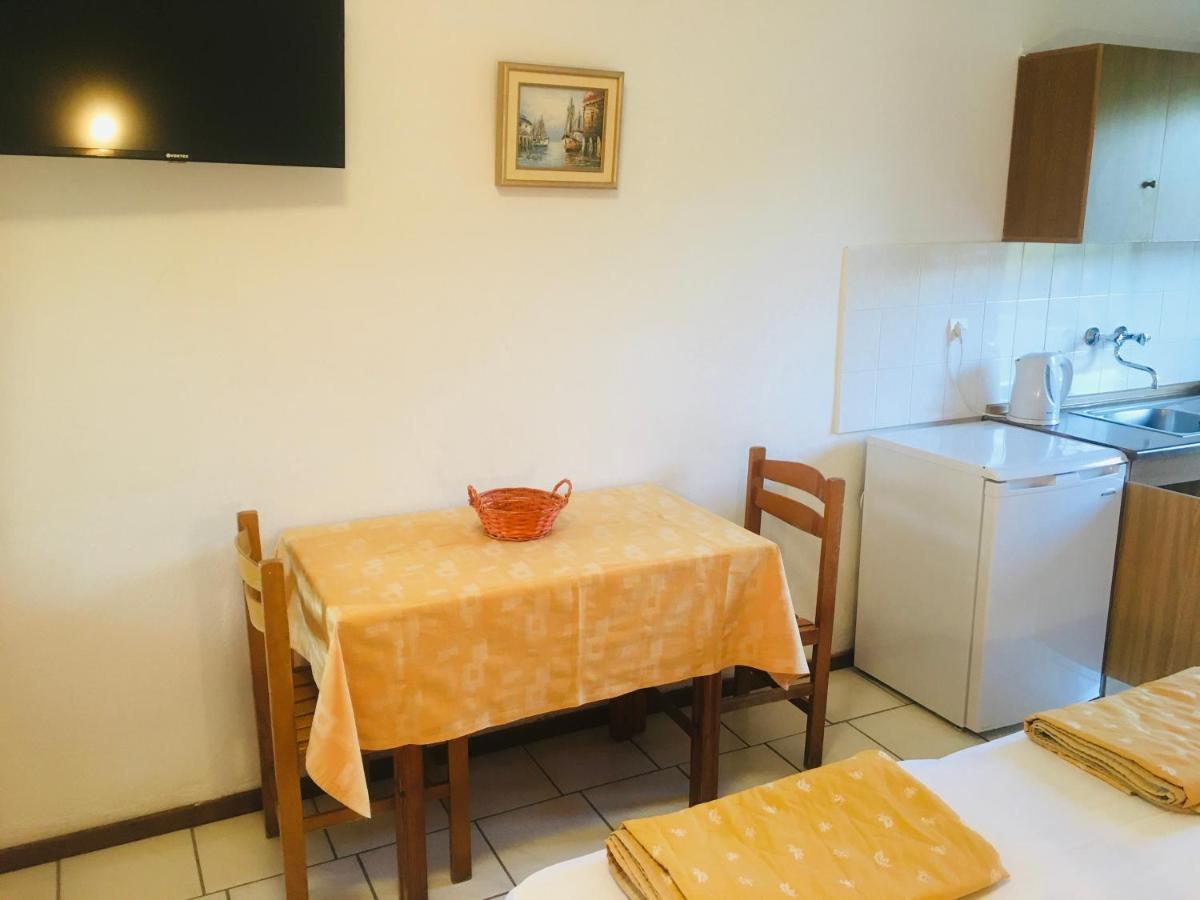 Apartments Magda Polychrono Extérieur photo