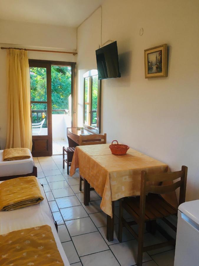 Apartments Magda Polychrono Extérieur photo